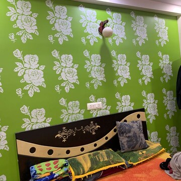 Team Area in 2 BHK Apartment at Powai – for Rent