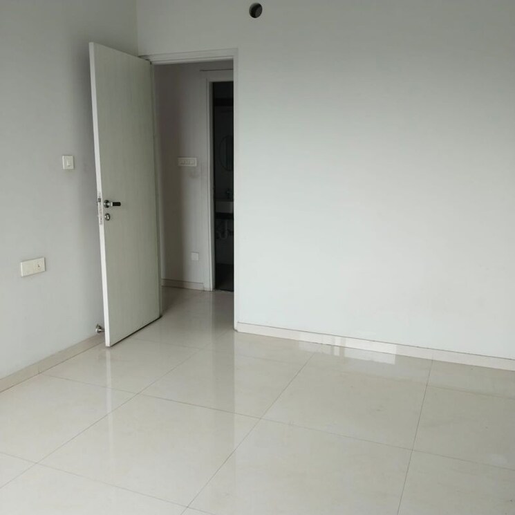 Room, dosti-west-county-phase-4-dosti-pine 2 Bedroom 639 Sq.Ft. Apartment In Balkum Pada Thane 9725603