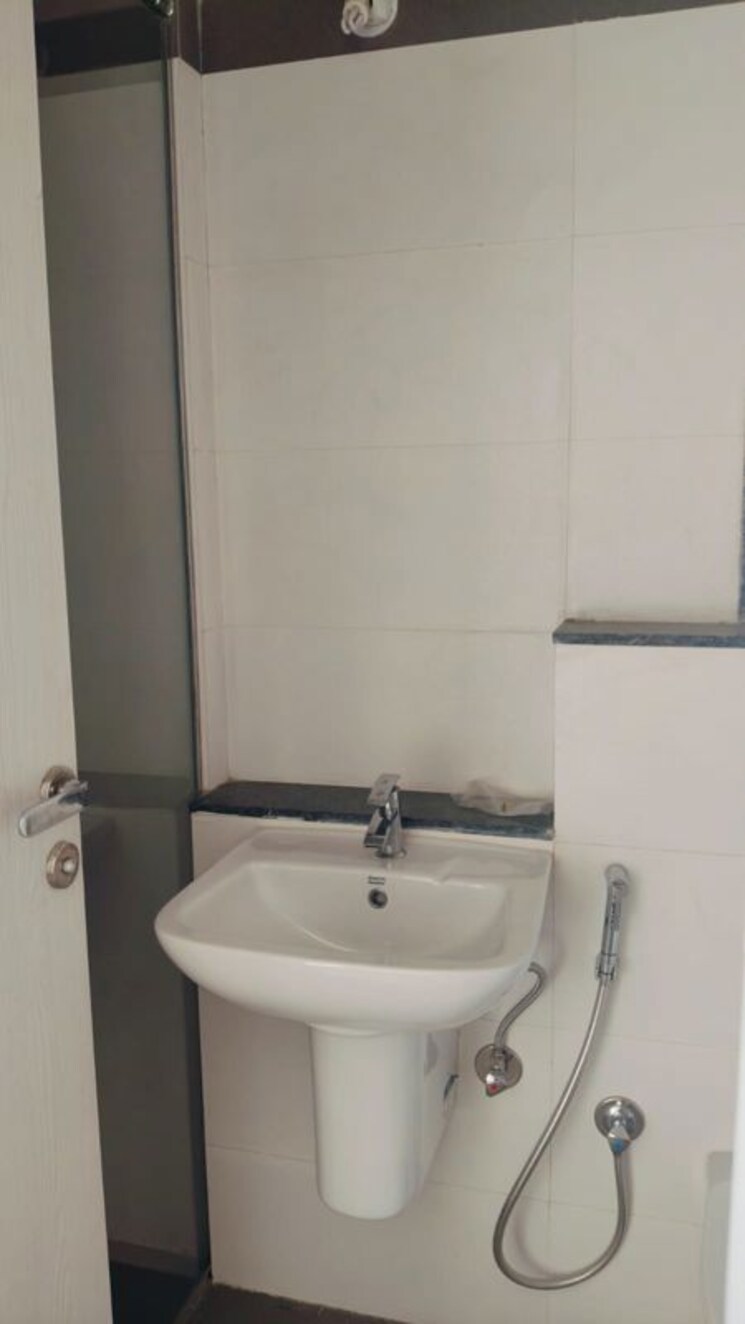 Master Bedroom, dosti-west-county-phase-4-dosti-pine 2 Bedroom 639 Sq.Ft. Apartment In Balkum Pada Thane 9725603