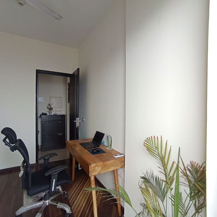 Master Bedroom, microtek-greenburg 2.5 Bedroom 1410 Sq.Ft. Apartment In Sector 86 Gurgaon 9725607