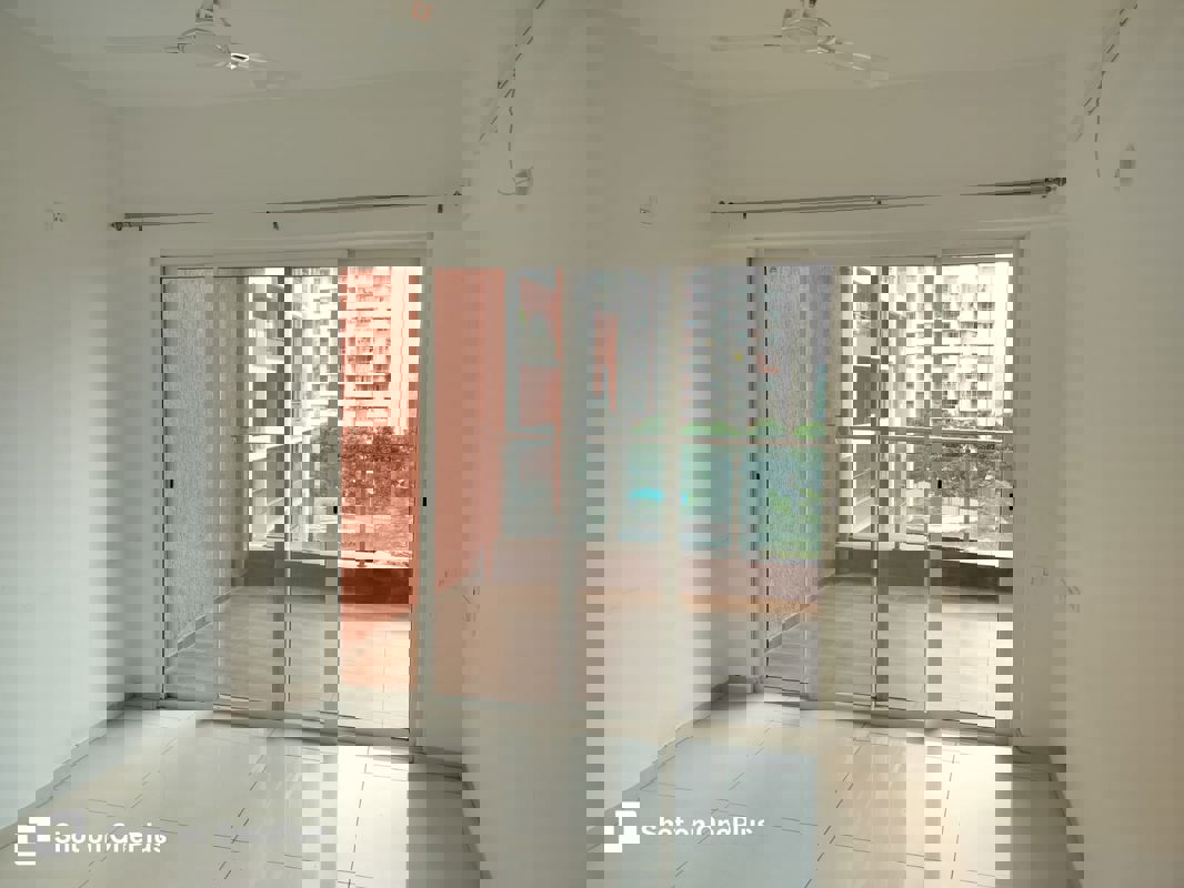 3 BHK + Servant Room Apartment For Rent in Kolte Patil Stargaze