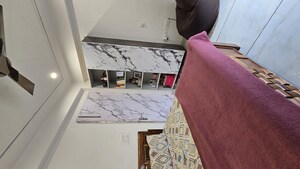 Furnished Amenities in 2 BHK Builder Floor at The Estate Floors, Sector 43 – for Rent