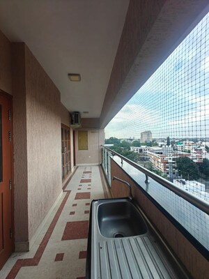 Balcony in 3.5 BHK Apartment at Hm Grandeur, Frazer Town – for Rent