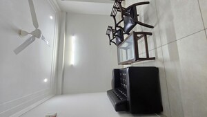 Furnished Amenities in 1 BHK Builder Floor at The Estate Floors, Sector 43 – for Rent