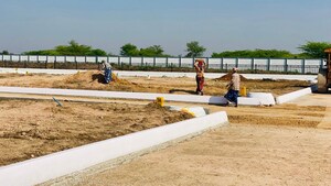  Plot For Sale in Mansanpalle