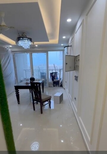 Team Area in 3 BHK Apartment at VVIP Mangal, Raj Nagar Extension – for Sale