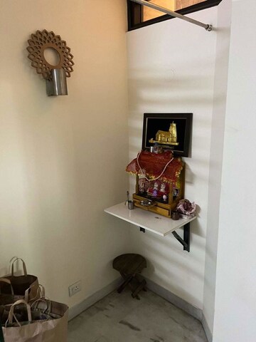 Furnished Amenities in 3 BHK Builder Floor at Shivalik Colony – for Rent