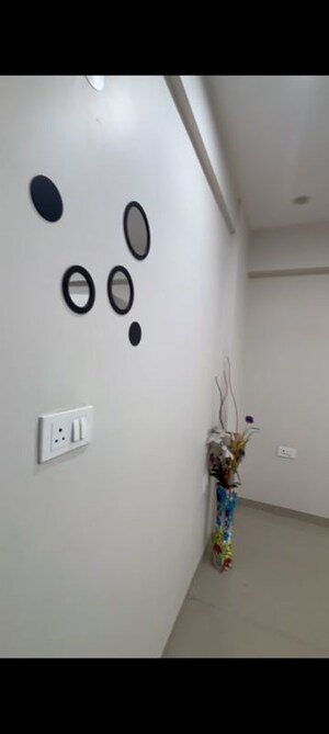 Furnished Amenities in 2 BHK Apartment at Shree Vardhman Green Court, Sector 90 – for Rent