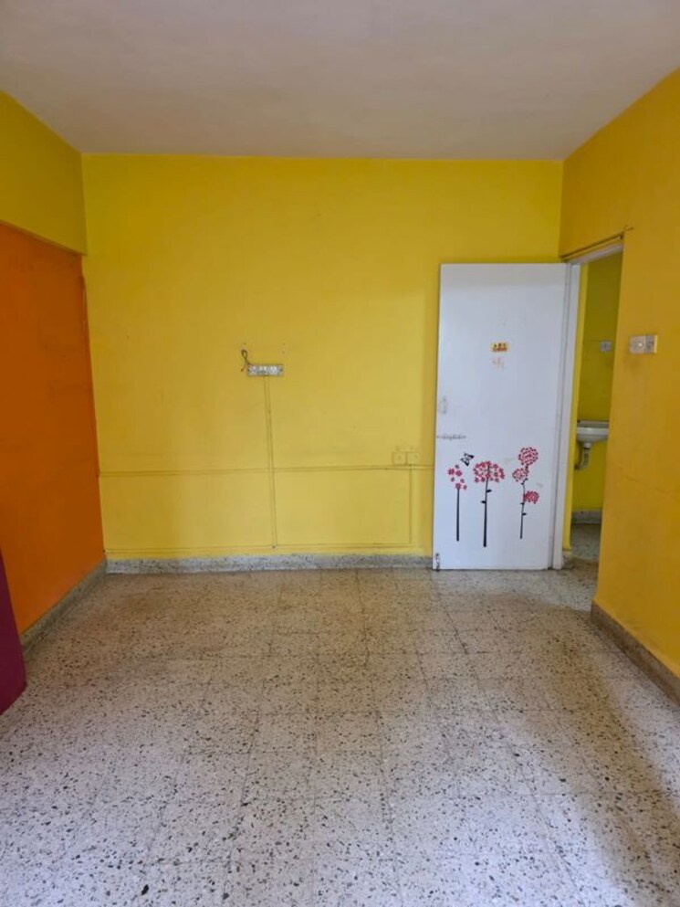 Room, new-india-himalaya 1.5 Bedroom 650 Sq.Ft. Apartment In Andheri East Mumbai 9725693