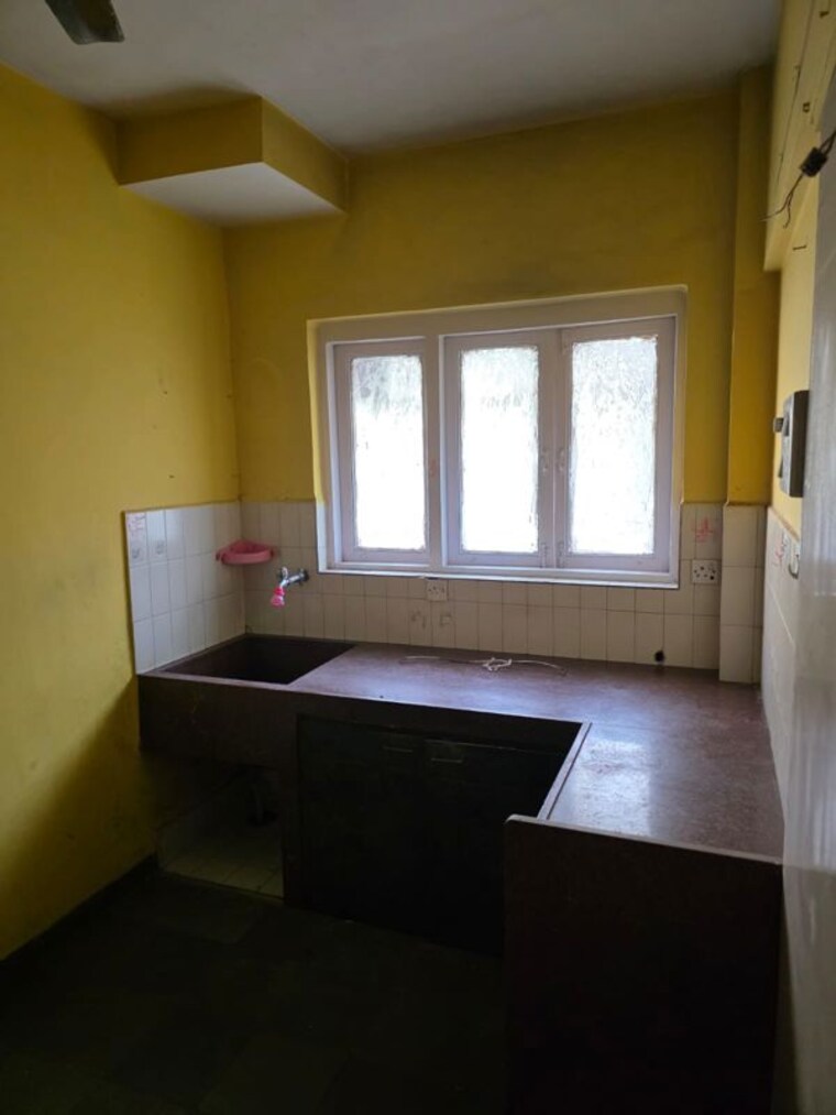 Kitchen, new-india-himalaya 1.5 Bedroom 650 Sq.Ft. Apartment In Andheri East Mumbai 9725693