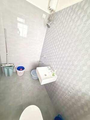 Bathroom in 2 BHK Apartment at Kalpataru Immensa, Kolshet Road – for Rent