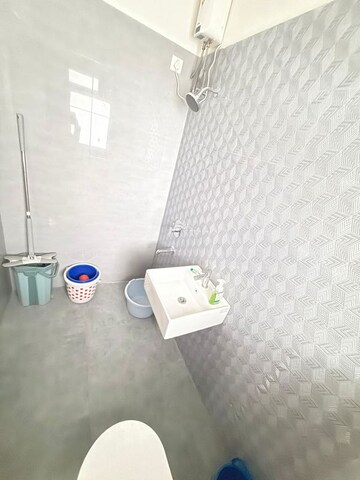 Bathroom in 2 BHK Apartment at Kalpataru Immensa, Kolshet Road – for Rent