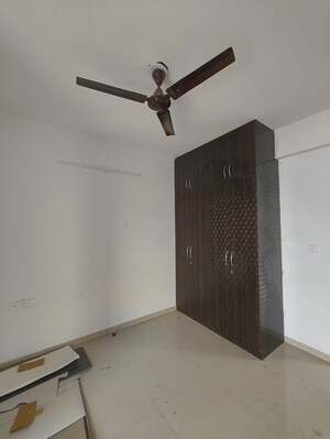 Furnished Amenities in 2 BHK Apartment at Adani Aangan, Sector 89a – for Rent