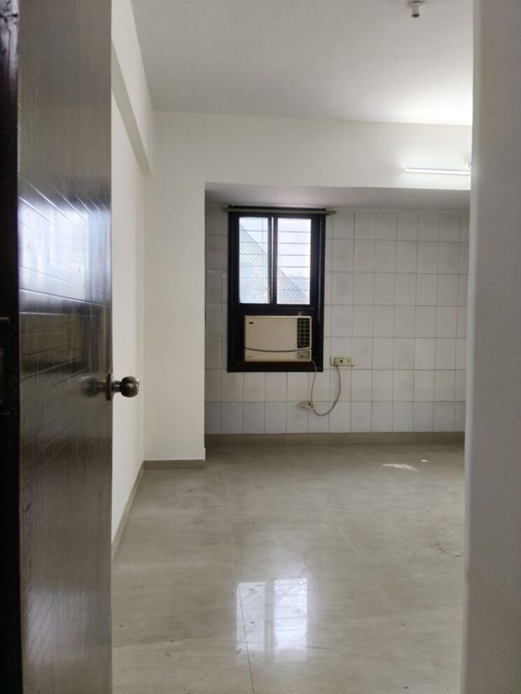 Room, garodia-nagar 3 Bedroom 1200 Sq.Ft. Apartment In Ghatkopar East Mumbai 9725704