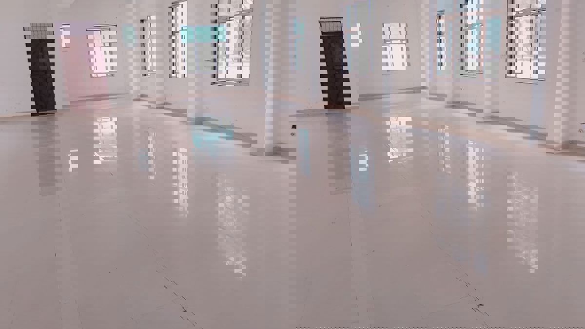 Warehouse For Rent in Sector 63