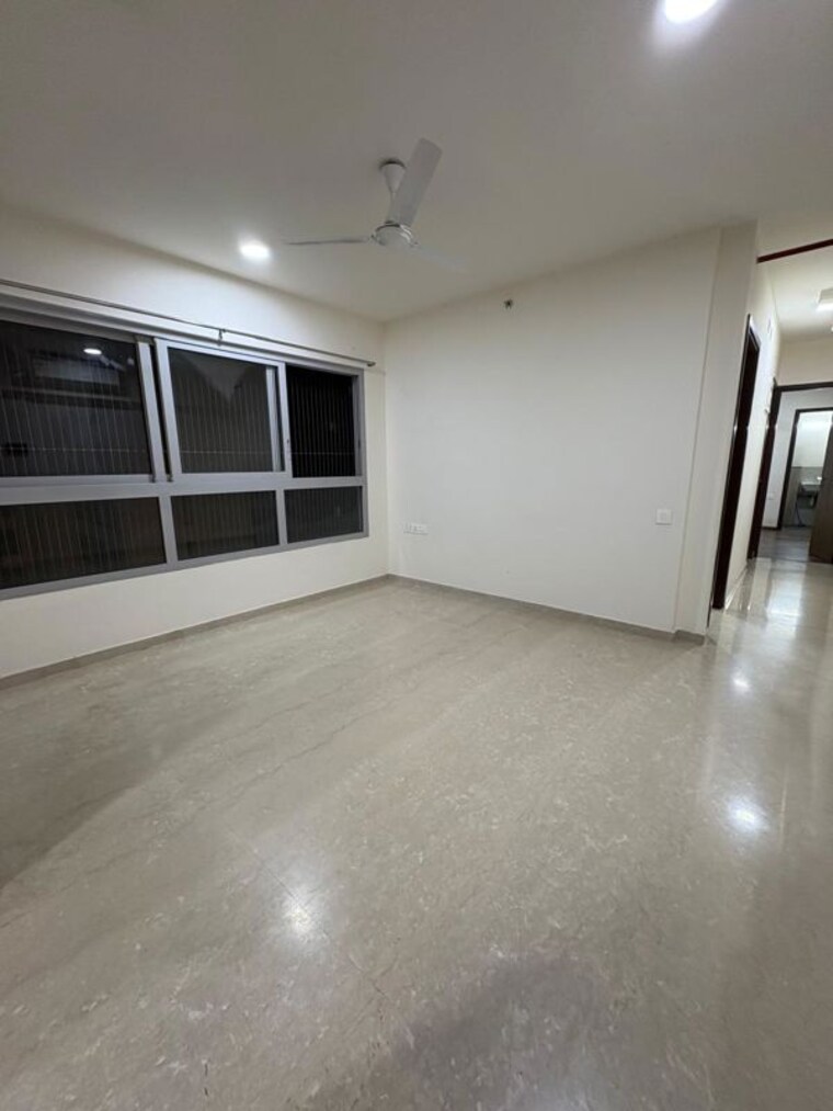 Room, kalpataru-immensa 2 Bedroom 637 Sq.Ft. Apartment In Kolshet Road Thane 9725723