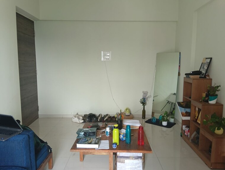 Living Room, yash-laxman-niwas 1 Bedroom 420 Sq.Ft. Apartment In Malad West Mumbai 9725735