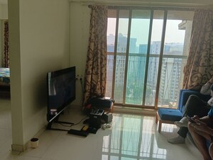 Living Room in 1 BHK Apartment at Yash Laxman Niwas, Malad West – for Rent