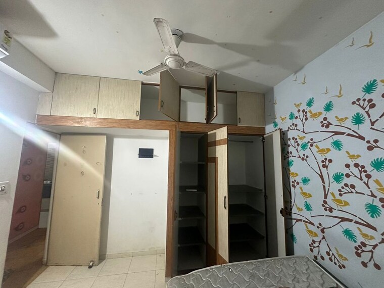 undefined, vejalpur 2 Bedroom 1000 Sq.Ft. Apartment In Vejalpur Ahmedabad 9725747