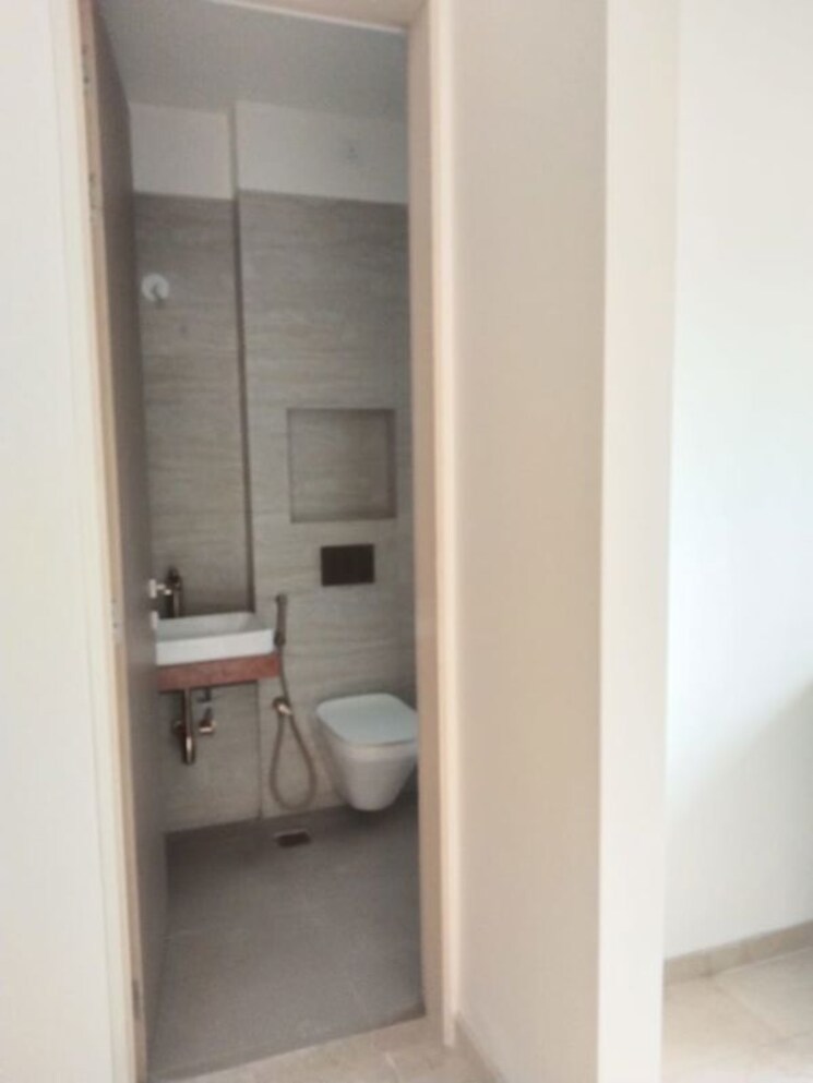 Bathroom, godrej-rks 2 Bedroom 650 Sq.Ft. Apartment In Chembur Mumbai 9725707