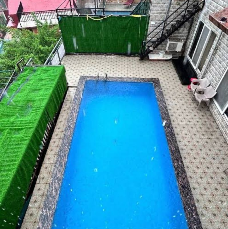 6 BHK Villa For Rent in Royal Palms