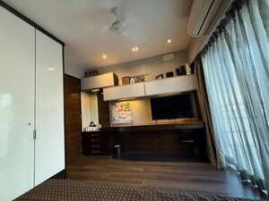 Furnished Amenities in 3 BHK Apartment at Lokhandwala Harmony, Worli – for Sale