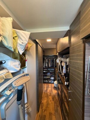  3 BHK Apartment at Lokhandwala Harmony, Worli – for Sale