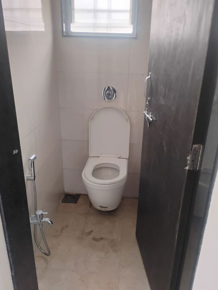 Bathroom, sun city 1 Bedroom 600 Sq.Ft. Apartment In Sun City Pune 9725789