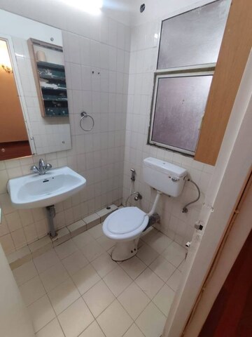 Bathroom in 2 BHK Apartment at DLF The Princeton Estate, Dlf Phase V – for Rent