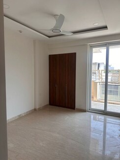 3 BHK + Servant Room Apartment For Sale in Godrej Zenith
