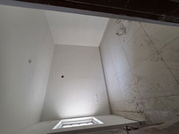 Room in 3 BHK Apartment at Prestige Green Gables, Panathur – for Sale