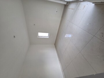 Room in 3 BHK Apartment at Prestige Green Gables, Panathur – for Sale