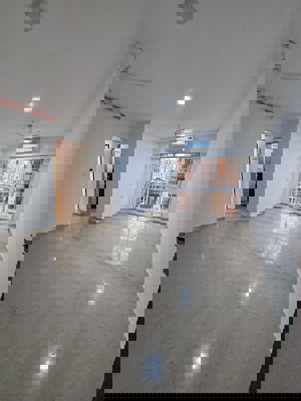 3 BHK 900 Sq.Ft. Apartment in Platinum Life