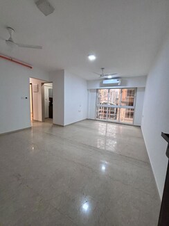 3 BHK Apartment For Rent in Platinum Life