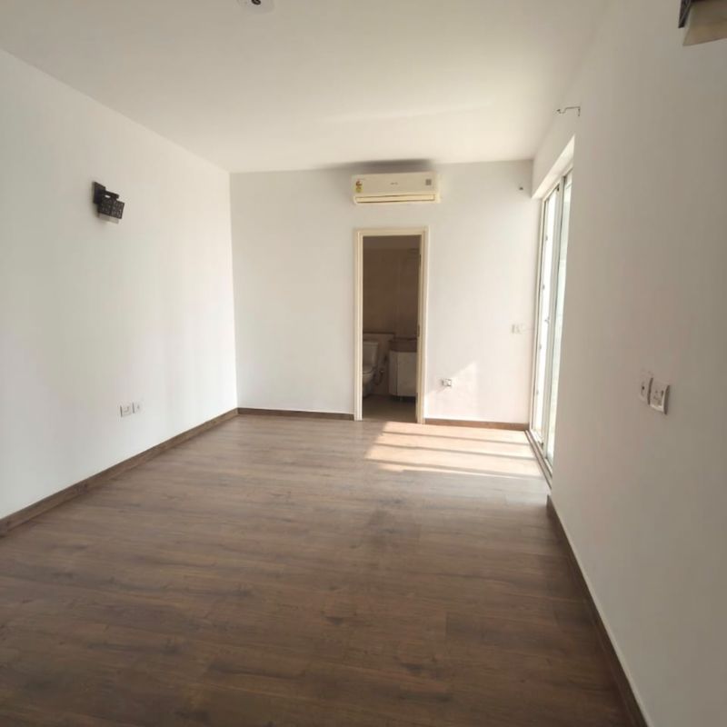 3 BHK + Servant Room Apartment For Sale in Emaar Imperial Gardens