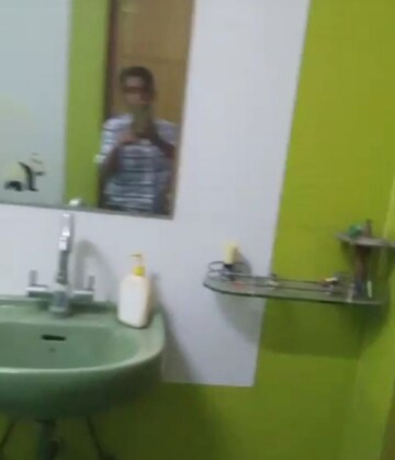 Bathroom in 1 BHK Villa at Aliganj – for Rent