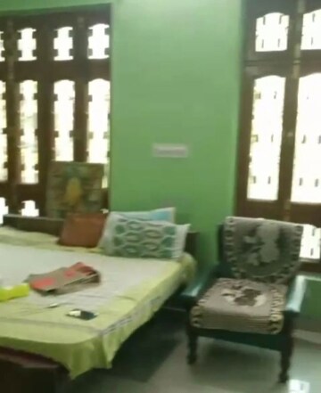 Living Room in 1 BHK Villa at Aliganj – for Rent