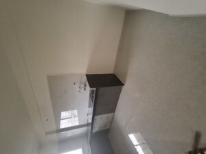 Furnished Amenities in 3 BHK Apartment at Narendra Nagar – for Rent