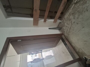 Furnished Amenities in 3 BHK Apartment at Narendra Nagar – for Rent