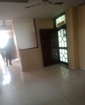 Room in 2 BHK Villa at Jankipuram – for Rent