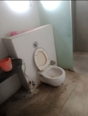 Bathroom in 2 BHK Villa at Jankipuram – for Rent