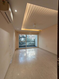 4 BHK + Servant Room Builder Floor For Rent in Defence Colony