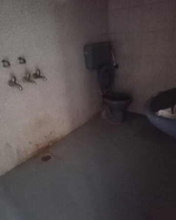 Bathroom in 2 BHK Villa at Aliganj – for Rent