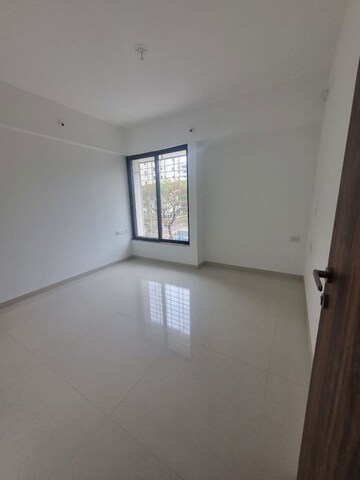 Room in 2 BHK Apartment at ARV Uthville, Kharadi – for Rent