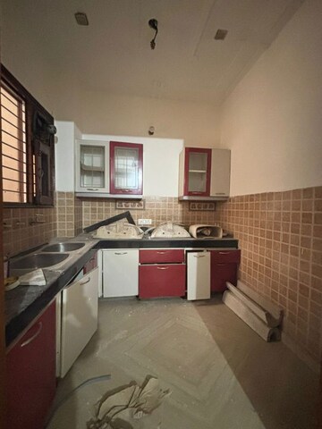 Kitchen in 2 BHK Builder Floor at Sector 47 – for Rent