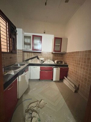 Kitchen in 2 BHK Builder Floor at Sector 47 – for Rent