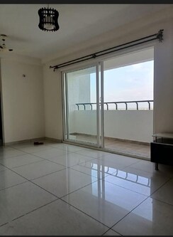 3 BHK Apartment For Rent in Prestige Lakeside Habitat