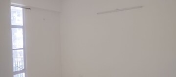 Room in 2 BHK Apartment at Signature Global Signum 107, Sector 107 – for Rent