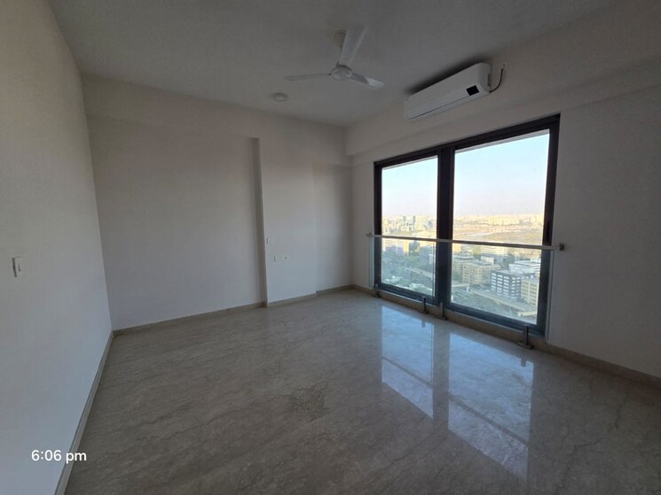 Room, adani-ten-bkc 2 Bedroom 900 Sq.Ft. Apartment In Bandra East Mumbai 9725973