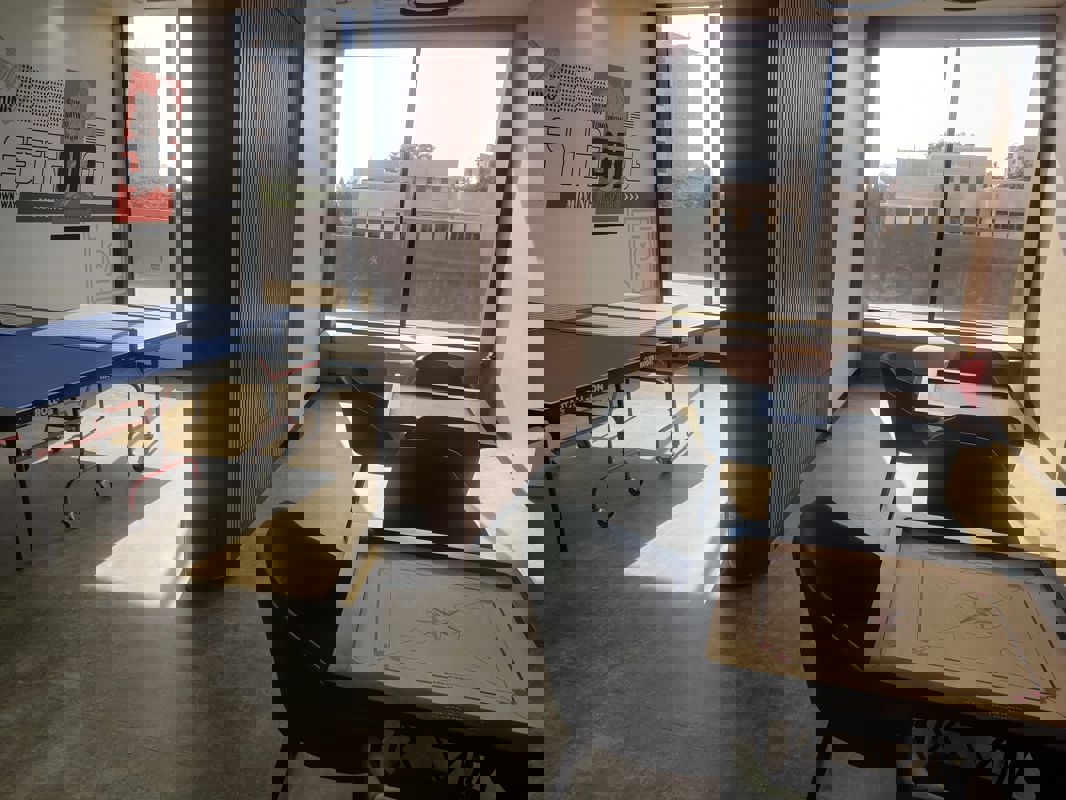 2 BHK Apartment For Rent in Raj Infinia